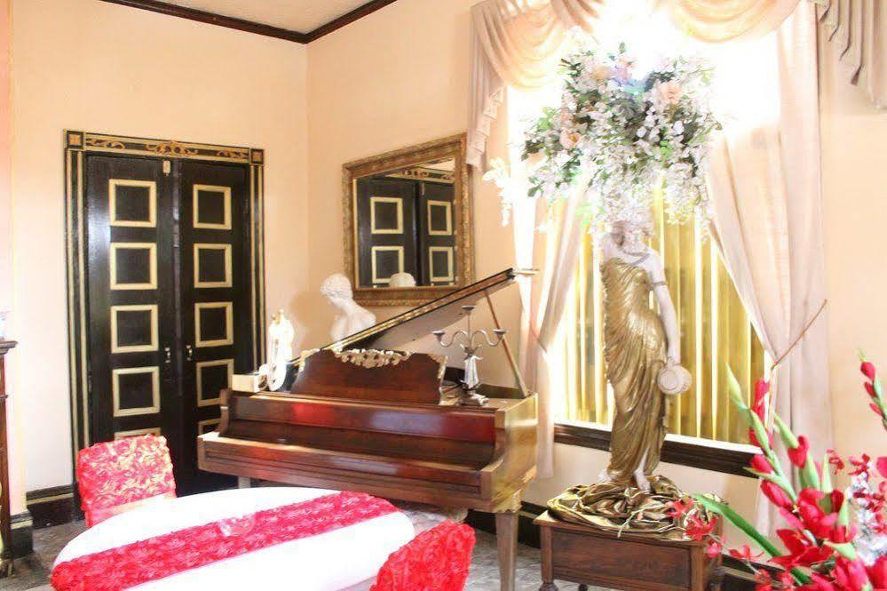 סנט לואיס Central West End Bed And Breakfast מראה חיצוני תמונה